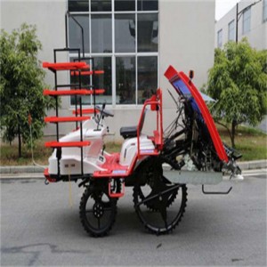 提供插秧機保養服務